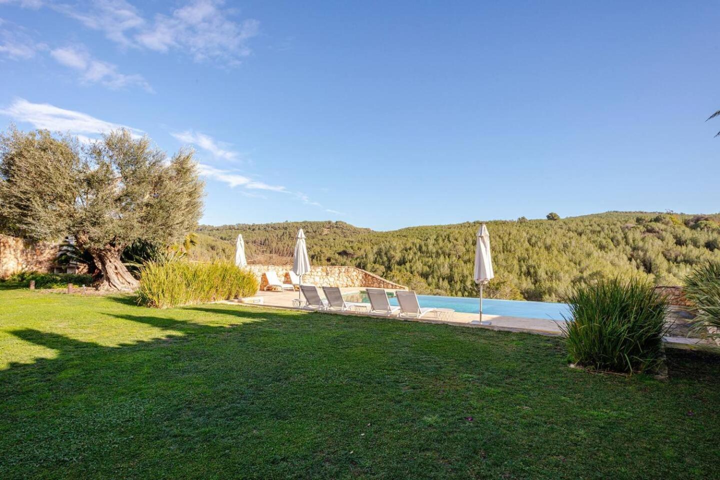 Casa De Piedra Ubicada En El Exclusivo Wine Village De Viladellops, Te Ofrece Una Experiencia Unica, Donde El Lujo Y La Tradicion Se Fusionan En Un Entorno Natural Privilegiado Bagian luar foto